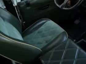 Land Rover Defender (1996) thumbnail 26