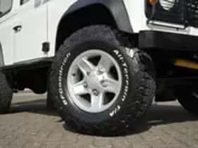 Land Rover Defender (1996) thumbnail 32