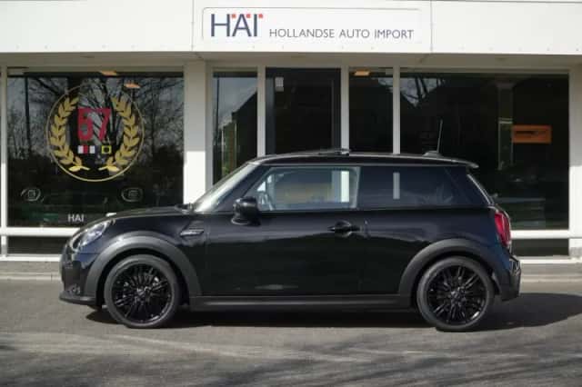 MINI 1.5 Cooper Camden (2022) thumbnail 6