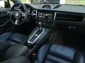Porsche Macan (2019) thumbnail 11