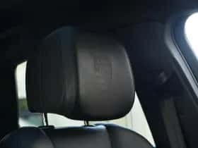 Porsche Macan (2019) thumbnail 28