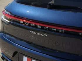 Porsche Macan (2019) thumbnail 10