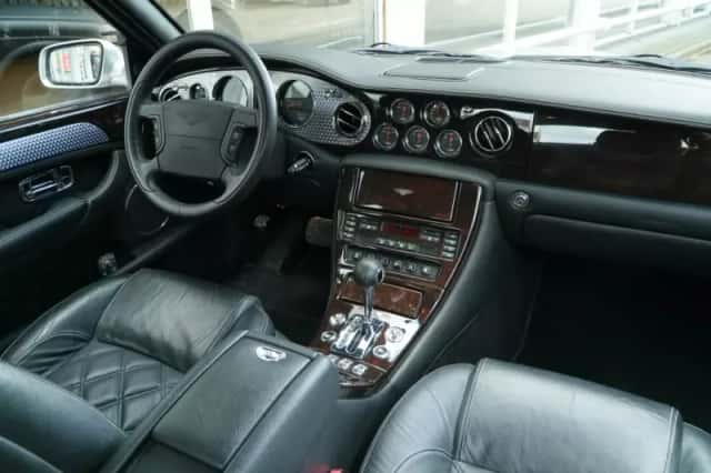 Bentley Arnage (2003) thumbnail 2