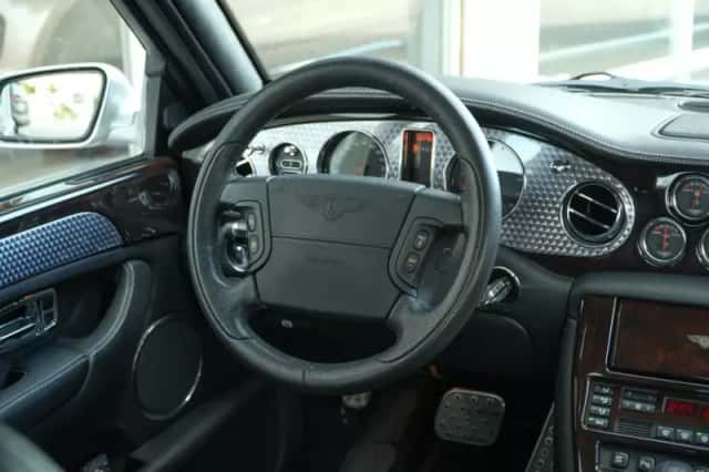 Bentley Arnage (2003) thumbnail 4