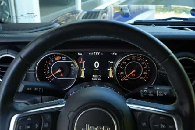 Jeep Wrangler (2019) thumbnail 6