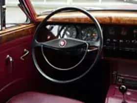 Jaguar MK II 3.4L (1960) thumbnail 31