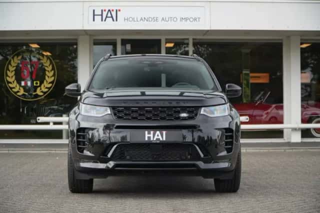 Land Rover Discovery Sport (2025) thumbnail 2
