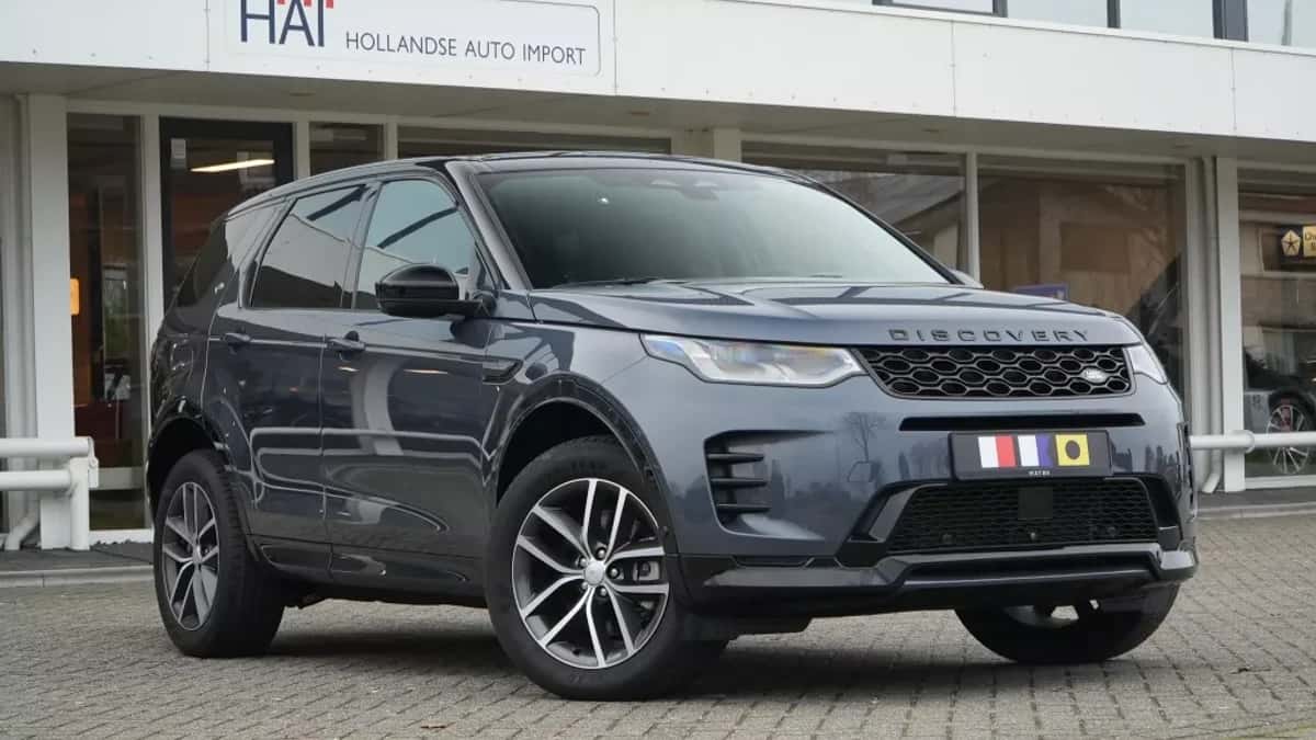 Land Rover Discovery Sport (2024) — foto 1