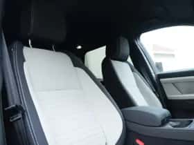 Land Rover Discovery Sport (2024) thumbnail 5