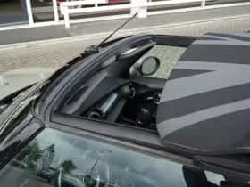 MINI Cabrio (2018) thumbnail 12