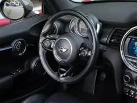 MINI Cabrio (2018) thumbnail 17