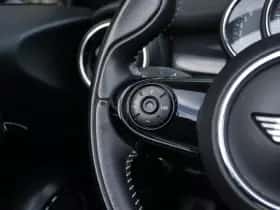 MINI Cabrio (2018) thumbnail 19