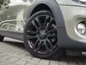 MINI Cabrio (2018) thumbnail 34