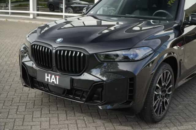 BMW X5 (2025) thumbnail 3