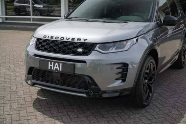 Land Rover Discovery Sport (2026) thumbnail 3