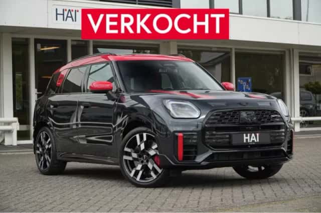MINI Countryman (2024) thumbnail 1