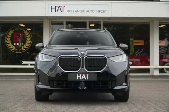 BMW X3 (2025) thumbnail 2