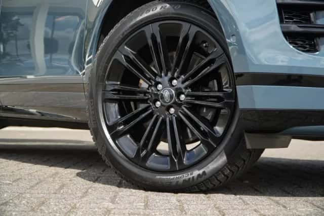 Land Rover Range Rover Evoque (2025) thumbnail 5