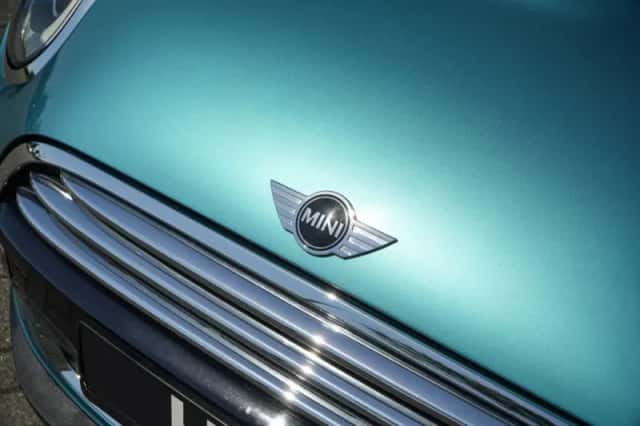MINI Cabrio MINI (2017) thumbnail 5