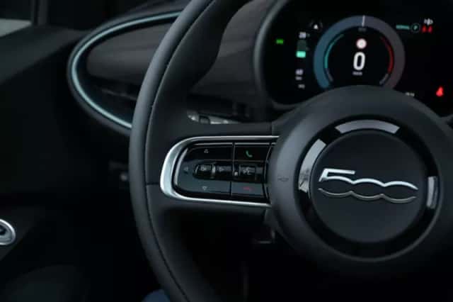 Fiat 500 (2025) thumbnail 6