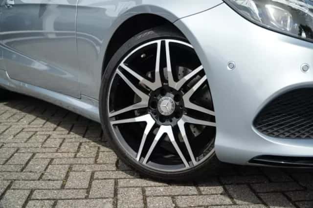 Mercedes-Benz E-Klasse (2015) thumbnail 5
