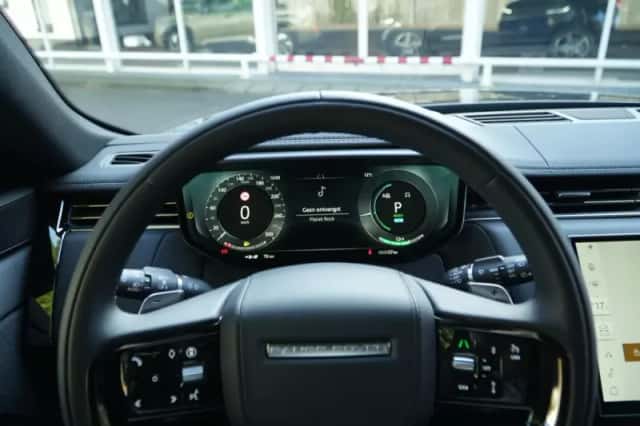 Land Rover Range Rover Sport (2026) thumbnail 4