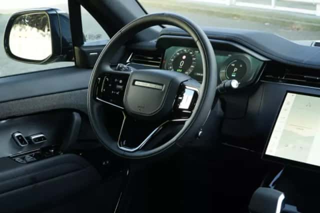 Land Rover Range Rover Sport (2026) thumbnail 5
