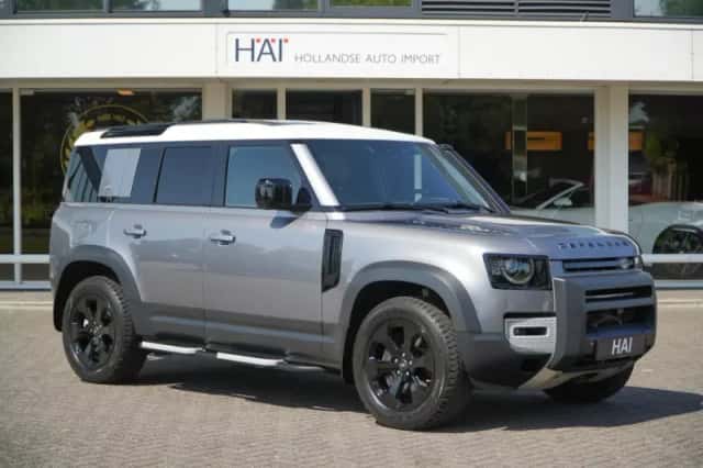 Land Rover Defender (2021) thumbnail 4