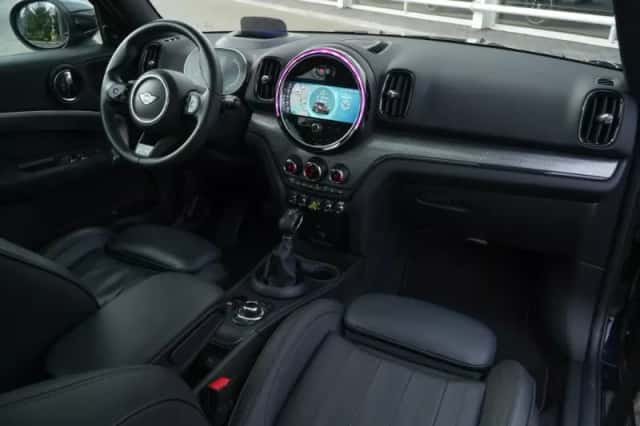MINI Countryman (2022) thumbnail 2