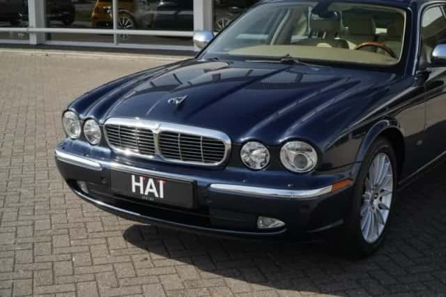 Jaguar XJ (2007) thumbnail 3
