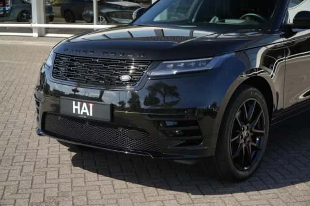 Land Rover Range Rover Velar (2025) thumbnail 3