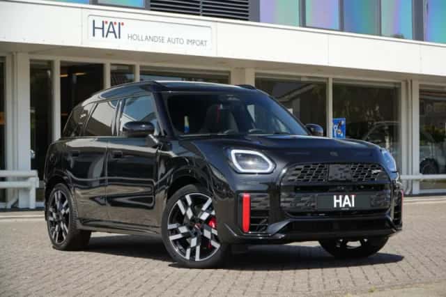 MINI Countryman (2024) thumbnail 1
