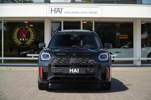 MINI Countryman (2024) thumbnail 2