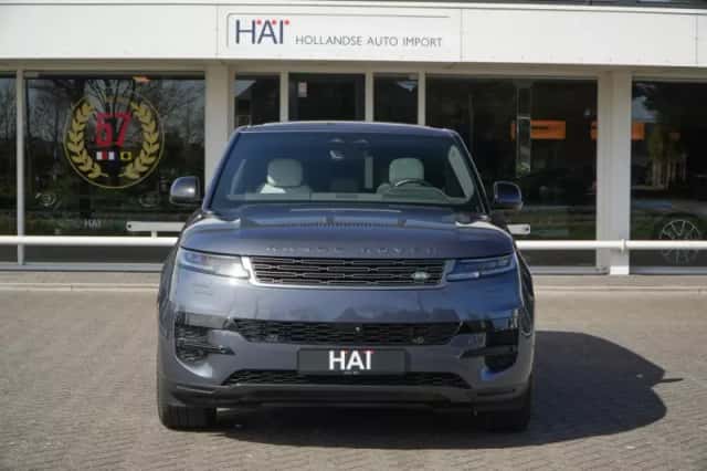 Land Rover Range Rover Sport (2023) thumbnail 2