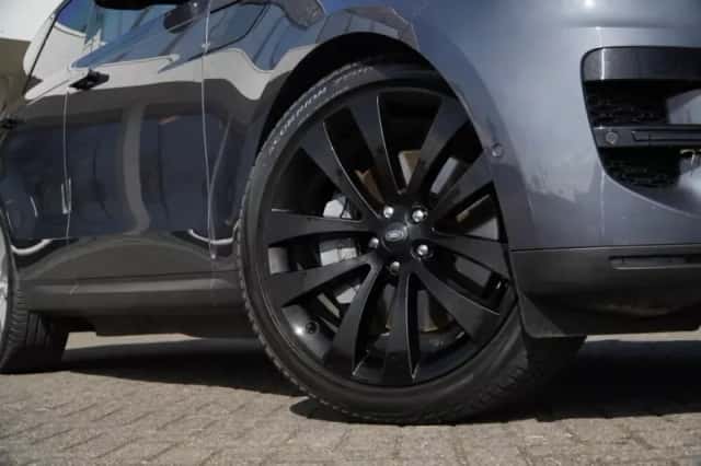 Land Rover Range Rover Sport (2023) thumbnail 5