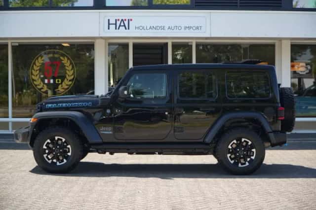 Jeep Wrangler (2022) thumbnail 6