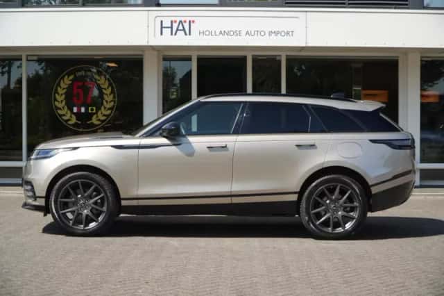 Land Rover Range Rover Velar (2025) thumbnail 6