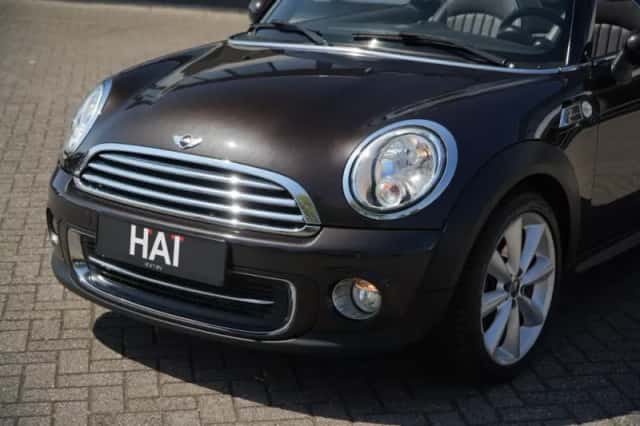 MINI Cabrio (2013) thumbnail 3