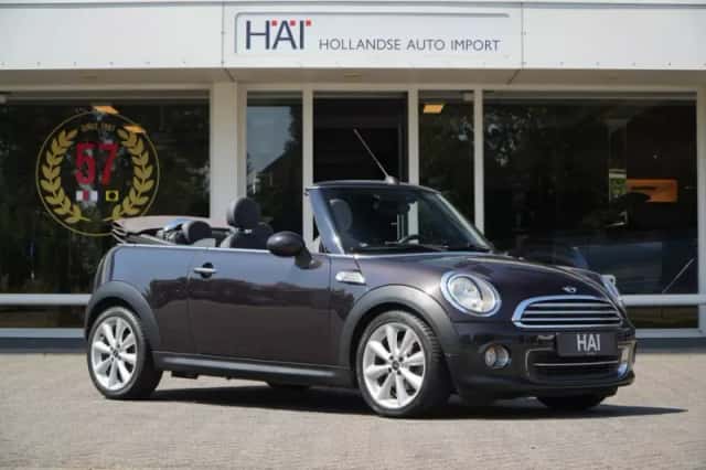 MINI Cabrio (2013) thumbnail 4