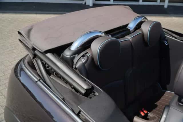 MINI Cabrio (2013) thumbnail 6
