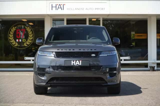 Land Rover Range Rover Sport (2026) thumbnail 5