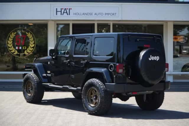 Jeep Wrangler (2013) thumbnail 6