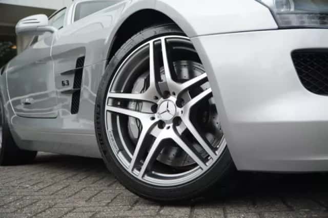 Mercedes- AMG SLS (2011) thumbnail 6