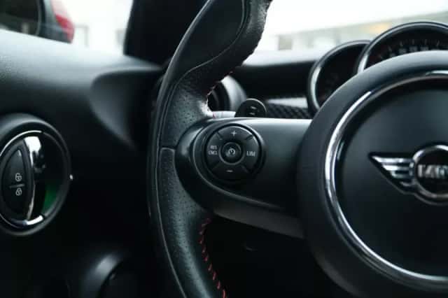 MINI 2.0 John Cooper Works (2018) thumbnail 6