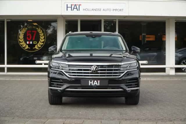 Volkswagen Touareg (2020) thumbnail 2