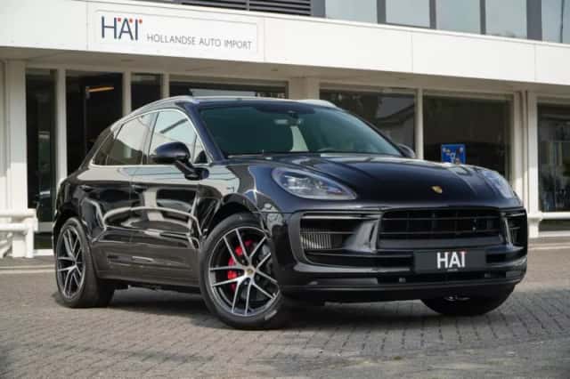 Porsche Macan (2021) thumbnail 1