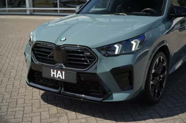 BMW X2 (2024) thumbnail 3