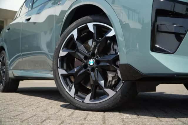 BMW X2 (2024) thumbnail 5