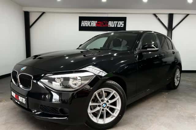 BMW 1-Serie (2012) thumbnail 1