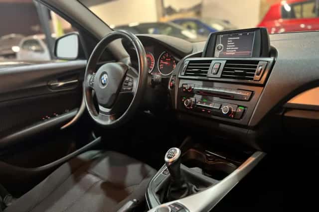 BMW 1-Serie (2012) thumbnail 3